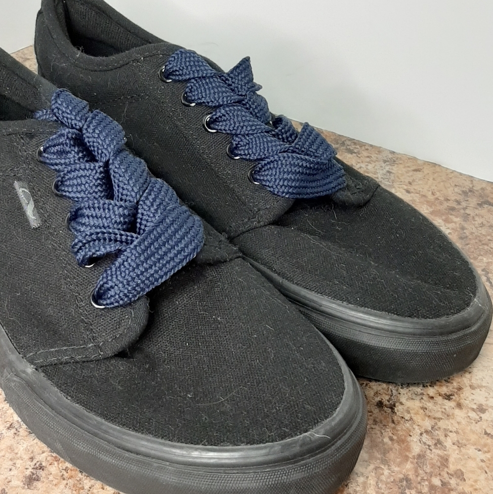 Adio Skate Shoes, Mens sz 9, Black